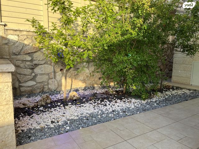 טריפלקס, הבשן 50, גבעת כלניות, יקנעם עילית