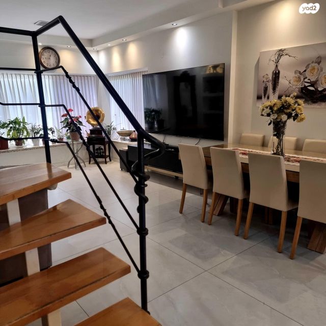 דירה, שדרות קק"ל 39, גני אילן, קרית אונו