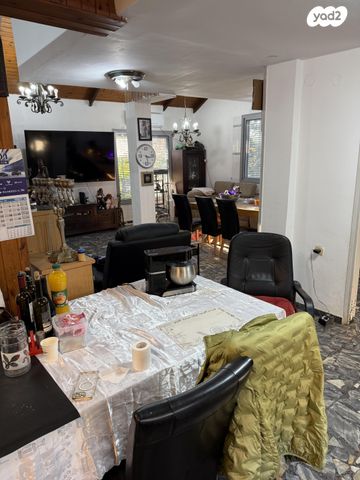 בית פרטי/ קוטג', שדרות ירושלים 8, המ"ג, קרית מלאכי