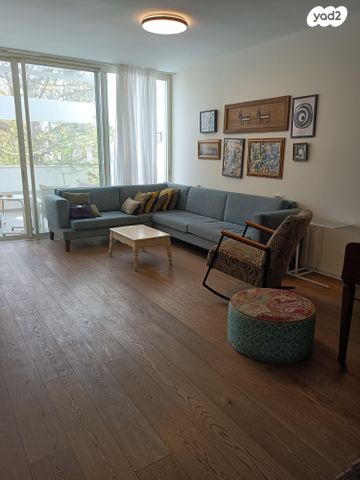 דירה, ירושלים 50, קרית ספיר, כפר סבא