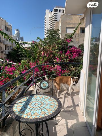 דירה, הכובשים 13, כרם התימנים, תל אביב יפו