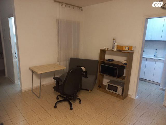 דירה, מעפילי אגוז 75, נווה חן, תל אביב יפו