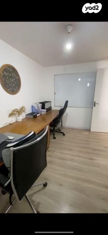 חיים שורר 15