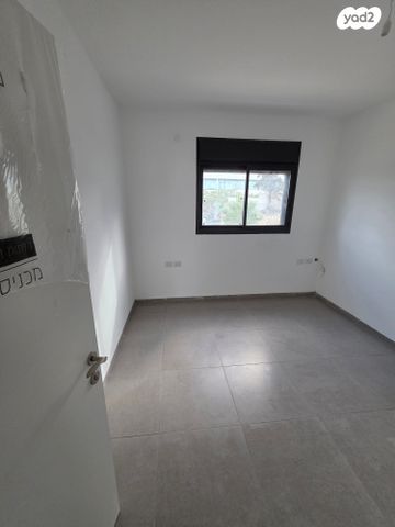 דירה, עמירם חרלף 5, אחוזה, חיפה