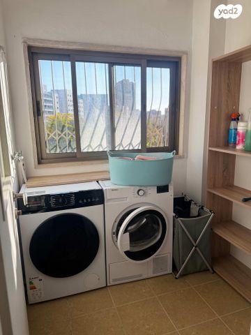 דירת גן, נחל צלמון 23, צור יצחק, צור יצחק