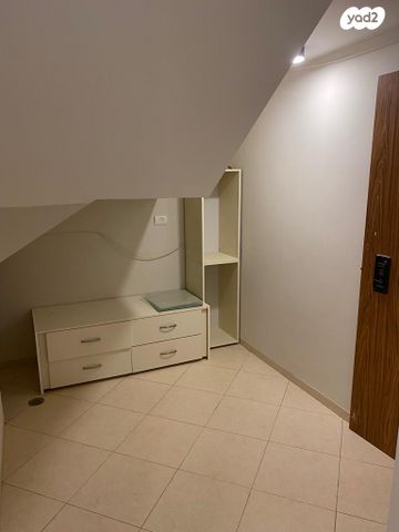 דירה, רמז 19, מרכז מזרחי, נס ציונה