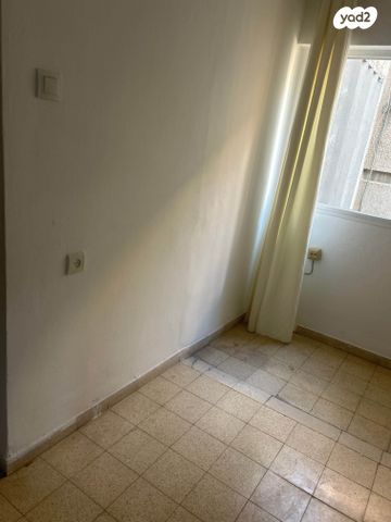 דירה, יאיר שטרן 25, עין הים, חיפה