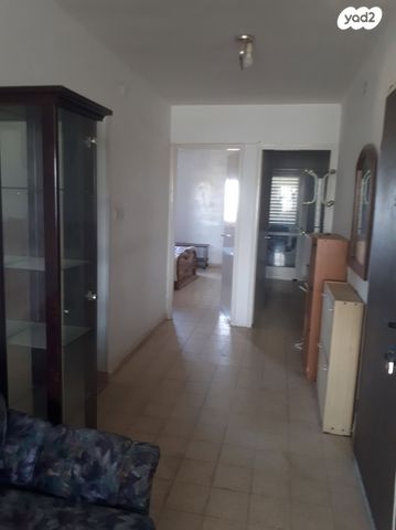 דירה, עין עבדת 7, מגדל המים, מצפה רמון