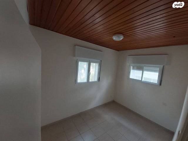 דירה, נחמיה 12, נווה שאנן, חיפה