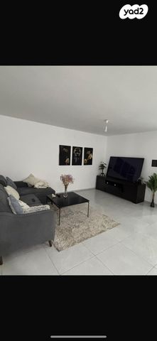 מרתף/ פרטר, הרב אלימלך נויפלד 17, נאות גנים, נתניה