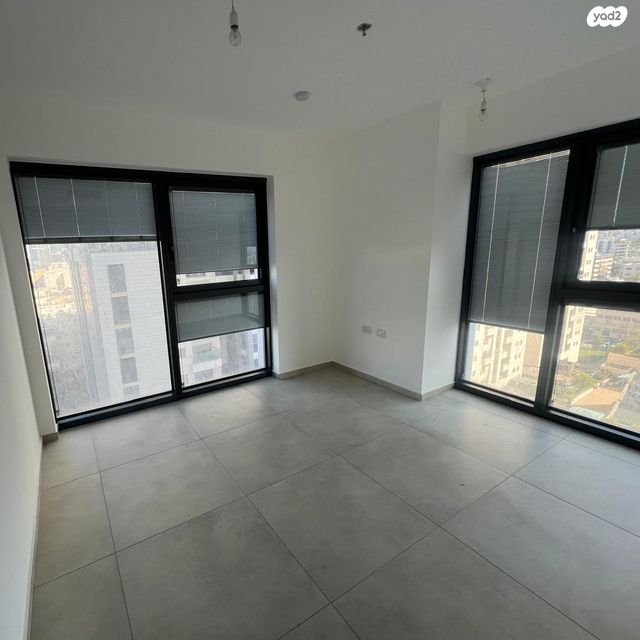 דירה, תוצרת הארץ 5, נחלת יצחק, תל אביב יפו