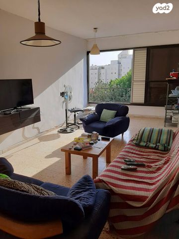 דירה, אחים קיבוביץ' 16, ב' / צפון מערב העיר, רחובות