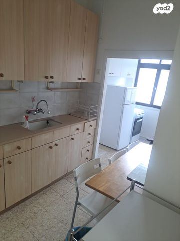 דרך זאב ז'בוטינסקי 153