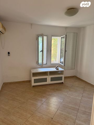 דירת גן, האשל 315, ברקן, ברקן