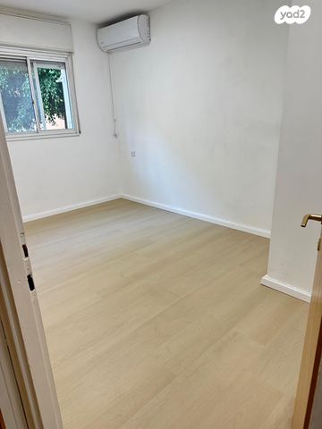 דירת גן, כינור 8, נווה אפק, ראש העין