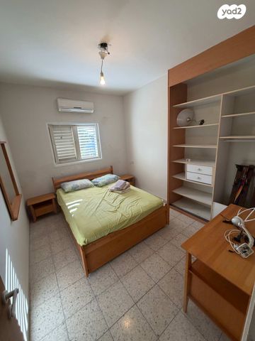 דירה, הרברט סמואל 11, רמב"ם, חדרה