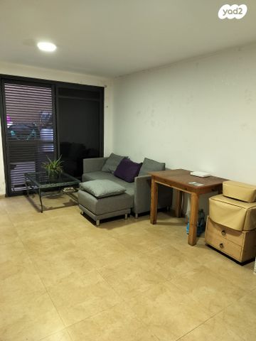 יחידת דיור, הרב דוד חג'בי 33, רמב"ם, ראש העין