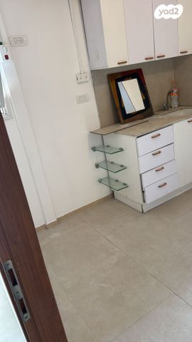 דירת גן, תשרי 70, עזרא, הארגזים, תל אביב יפו