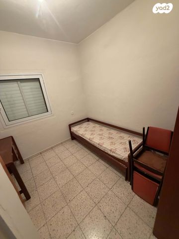 דירה, הרברט סמואל 11, רמב"ם, חדרה