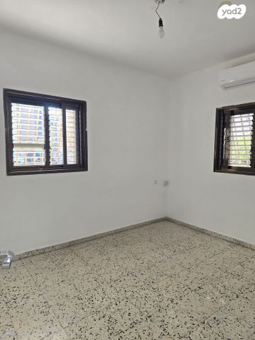 דירה, יריחו 23, קרית שרת מערב, חולון