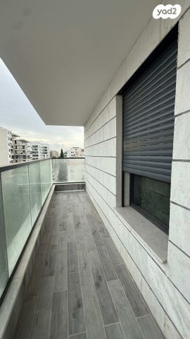 דירה, הרב פרץ ציוני 3, מרכז העיר, עפולה