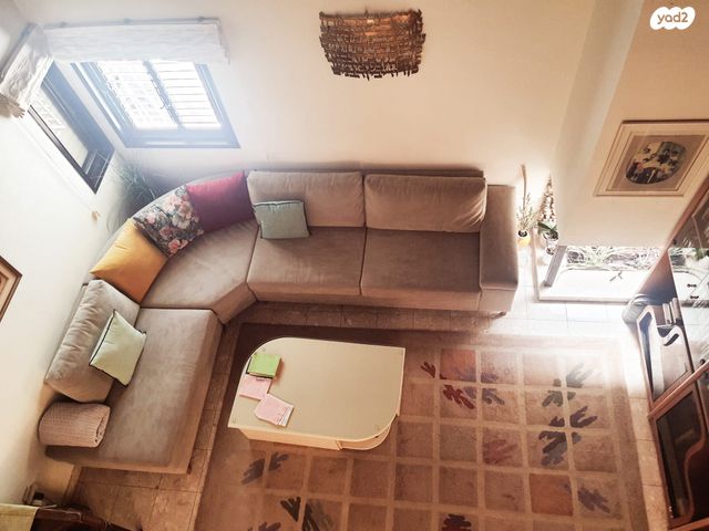 גג/ פנטהאוז, הרצל 73, קרית ספיר, כפר סבא