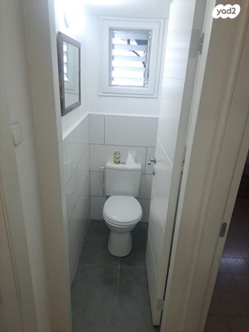 דירה, דרך זאב ז'בוטינסקי 153, נחלת גנים, רמת גן