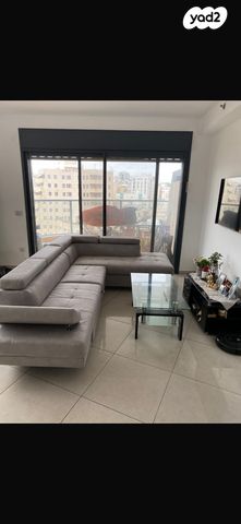 ארלוזורוב 32