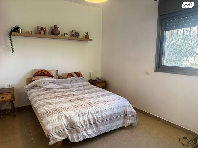 דירת גן, נחל צלמון 23, צור יצחק, צור יצחק