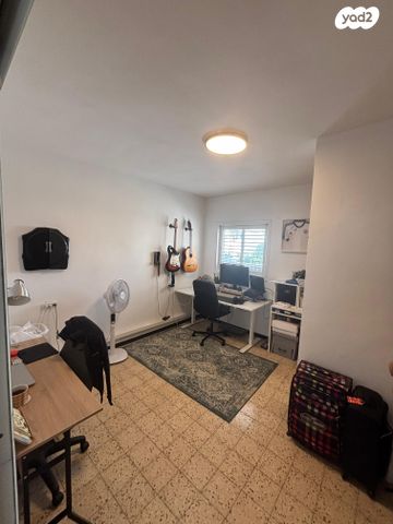 דירה, הרצל 190, א' / צפון מזרח העיר, רחובות