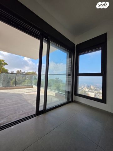 דירה, עמירם חרלף 5, אחוזה, חיפה