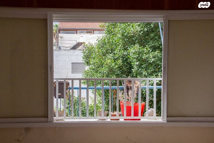 דירה, נחמיה 12, נווה שאנן, חיפה