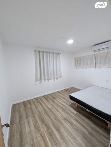 שדרות הצנחנים 2