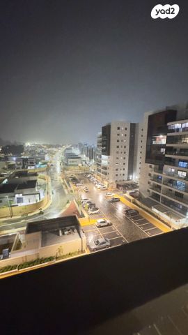 דירה, חצוצרה 2, המוזיקה, שדרות