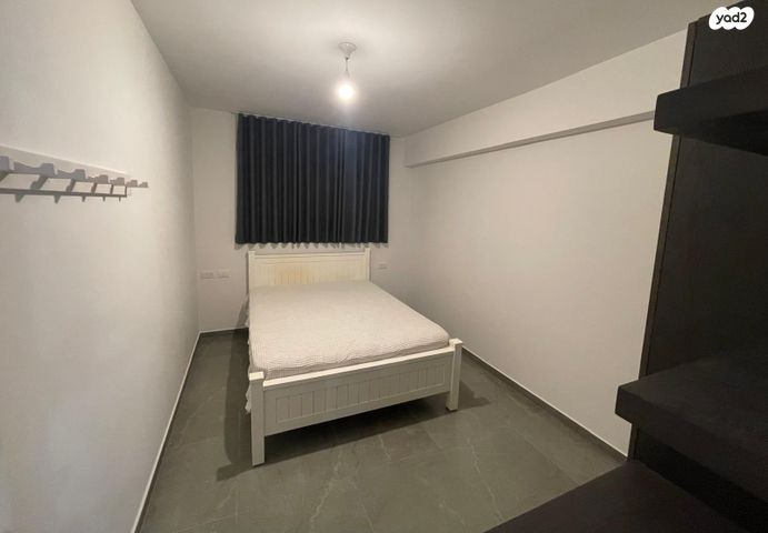 מרתף/ פרטר, יעקב גרינברג 3, נאות גנים, נתניה