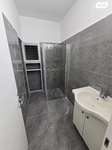 דירה, צ"ג בנות 37, רמב"ם, ראשון לציון