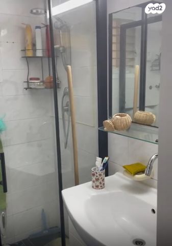 דירה, הקנאים 4, הדר עליון, חיפה