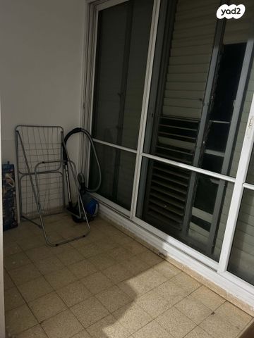 דירה, יאיר שטרן 25, עין הים, חיפה