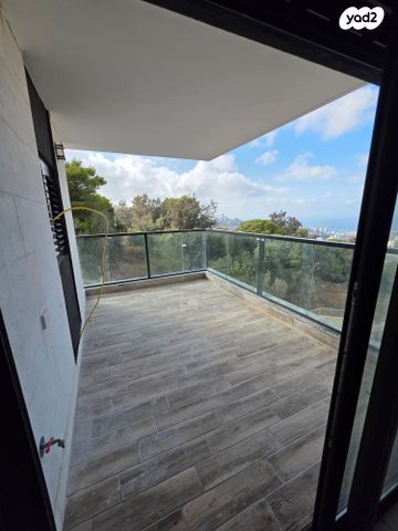 דירה, עמירם חרלף 5, אחוזה, חיפה