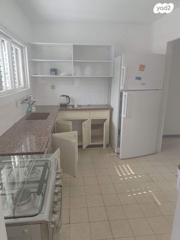 דירה, הראשונים 13, רובע א', אשדוד