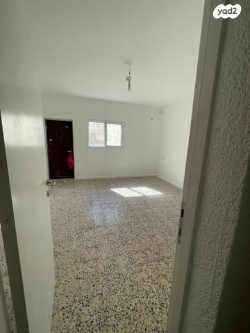 בית פרטי/ קוטג', טולוז 23, עג'מי, גבעת העליה, תל אביב יפו