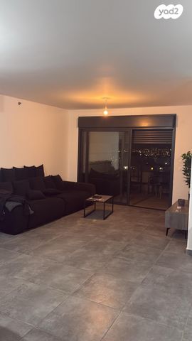 דירה, משה לוי 23, נאות שמיר, רמלה