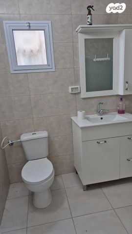 דירה, כובשי החרמון 21, רמת הנשיא, בת ים