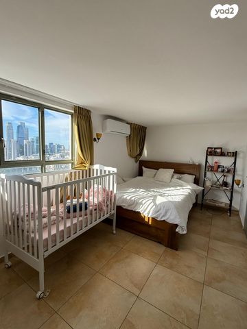 גג/ פנטהאוז, ארלוזורוב 1, שכונת חשמונאים, מרכז העיר א, רמת גן