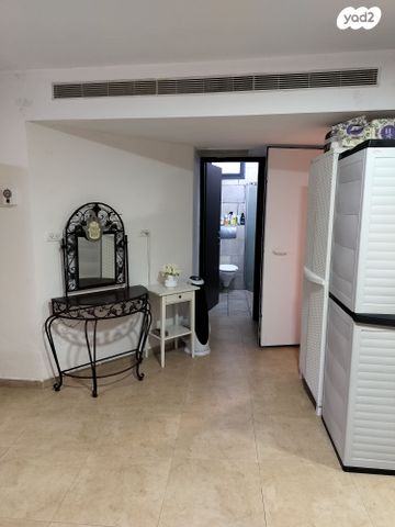 יחידת דיור, הרב דוד חג'בי 33, רמב"ם, ראש העין