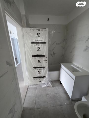 דירה, עמירם חרלף 5, אחוזה, חיפה