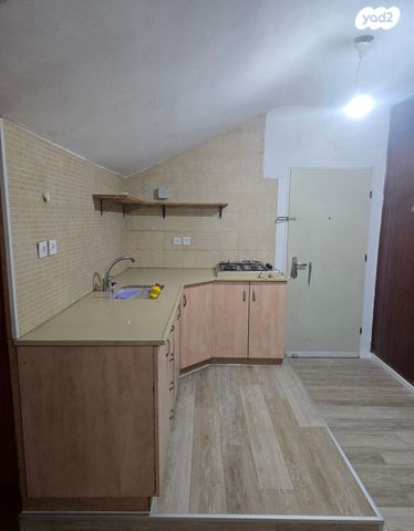 דירה, ישראל נג'ארה 61, היובל, שרונה, רחובות