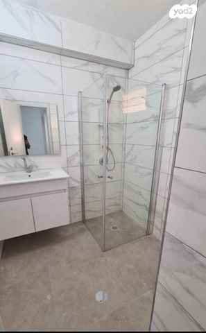 דירה, גיורא יוספטל 13, גיורא, רמלה