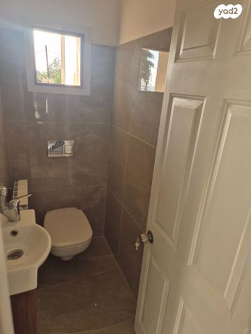 דו משפחתי, השלום 16, מבשרת ירושלים, מבשרת ציון