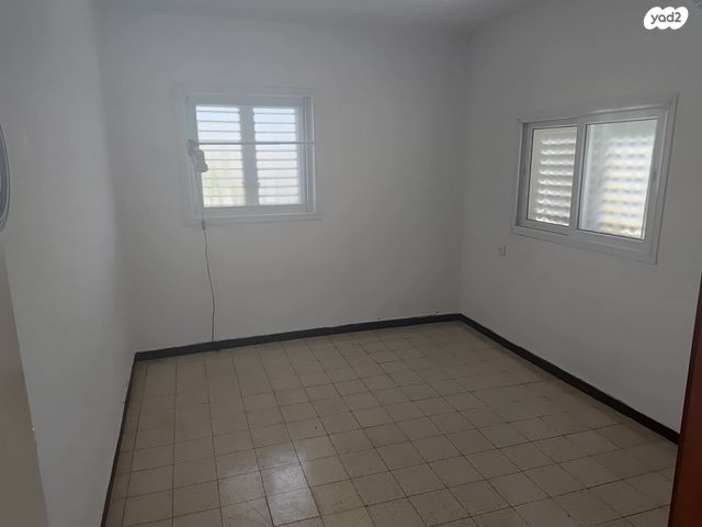 דירה, הראשונים 13, רובע א', אשדוד